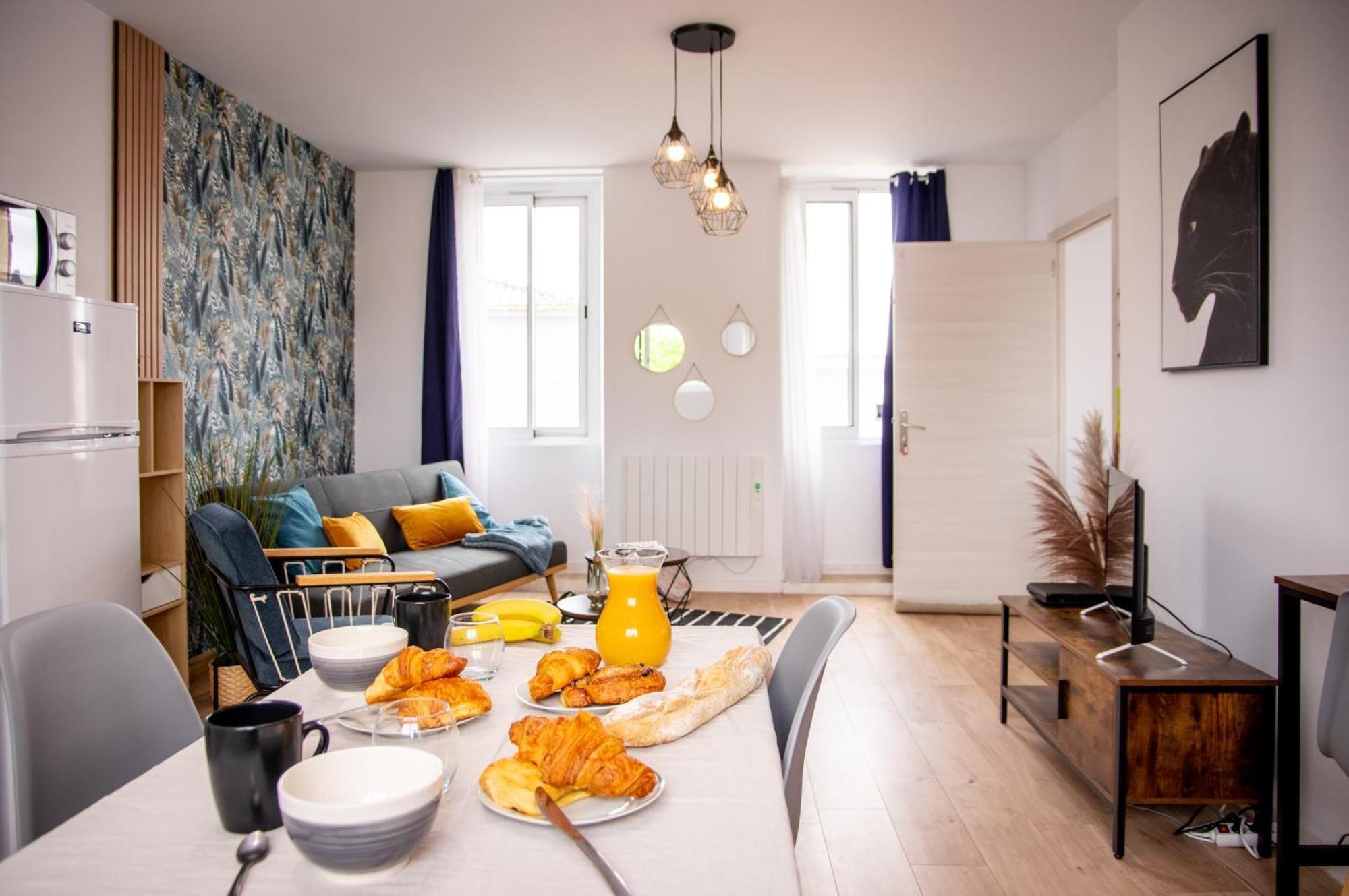Ferienwohnung Duplex Cocoon - 10 Min De Blaye - 20 Min Cnpe - Wifi - Tv Hd Saint-Seurin-de-Cursac Exterior foto